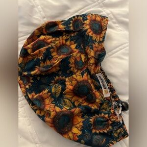 Kim Kap scrub hat. Sunflower.